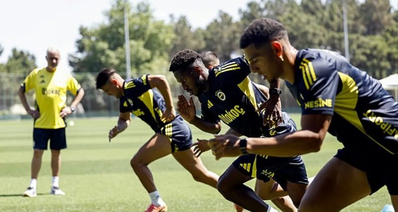 Fenerbahçe Yeni Sezonun İlk Antrenmanını Tesislerinde Yaptı