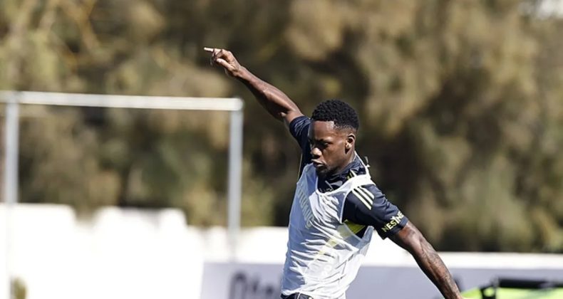 Fenerbahçe'de Jhon Duran Takımla Antrenman Yaptı!