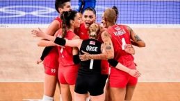 FİLENİN SULTANLARI ÇEYREK FİNAL MAÇI! Türkiye – Japonya voleybol maçı ne zaman, saat kaçta, hangi kanalda yayınlanacak?