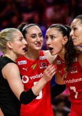 Filenin Sultanları D&uuml;nya Şampiyonası Ma&ccedil; Programı: A Milli Kadın Voleybol Takımı'nın T&uuml;rkiye İ&ccedil;in Ma&ccedil; Tarihleri Neler?