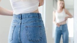 Filtreli Fotoğraflar Gerçeği Unutturuyor! Sosyal Medyanın Sessiz Tehlikesi Anoreksiya