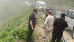 Galer Düzü Yaylası'nda fotoğraf çekerken kar kütlesinin altında kalan kadın yaşamını yitirdi