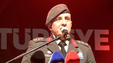 Gazi T&uuml;mgeneral Ala: 25 kez ameliyat oldum, canımı vermeye her zaman hazırım