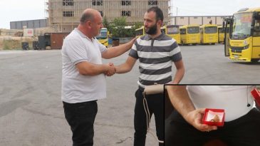 Gaziantep'te otob&uuml;s şof&ouml;r&uuml;nden &ouml;rnek davranış: Altın ve para dolu &ccedil;antayı sahibine ulaştırdı