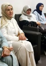 G&uuml;leser Topuz: Darbe girişimini duyunca evdeki ekmek bı&ccedil;ağını belime sokup dışarı &ccedil;ıktım