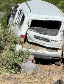 Hafif Ticari Araç Şarampole Uçtu! 1 Kişi Hayatını Kaybetti