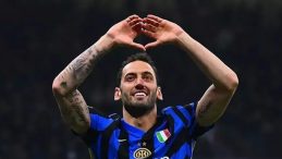 Hakan Çalhanoğlu Inter'de Kalacak!