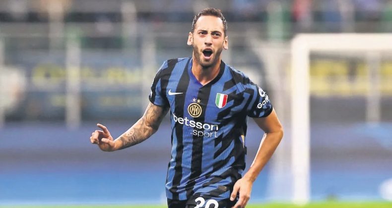 Hakan Çalhanoğlu Masaya Oturuyor!