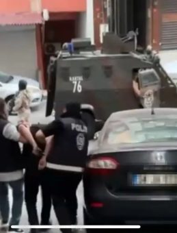 Haraç Çetesi Üyeleri 27 Kişi Tutuklandı