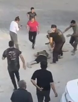 Hatay'da Trafik Kazası Sonrası Şiddet: 1 Kişi Hayatını Kaybetti, 3 Kişi Yaralandı!
