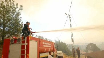 Hatay&rsquo;da Orman Yangını Kontrol Altına Alındı