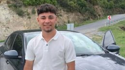 Hız tutkusunun sonucunda bir genç hayatını kaybetti!