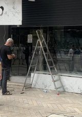 İcralık Kuyumcu Altınları Alarak Kayboldu