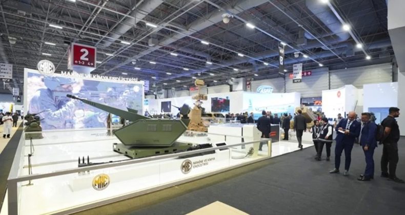 IDEF 2025'te Yerli Savunma Sanayisi Araçları ile Geçiş Töreni Gerçekleşti