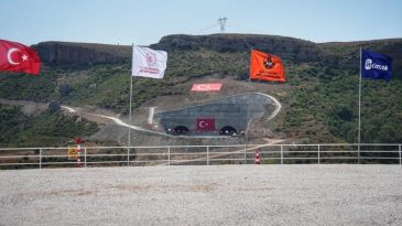 İki bu&ccedil;uk saat s&uuml;ren yol 36 dakikaya inecek!