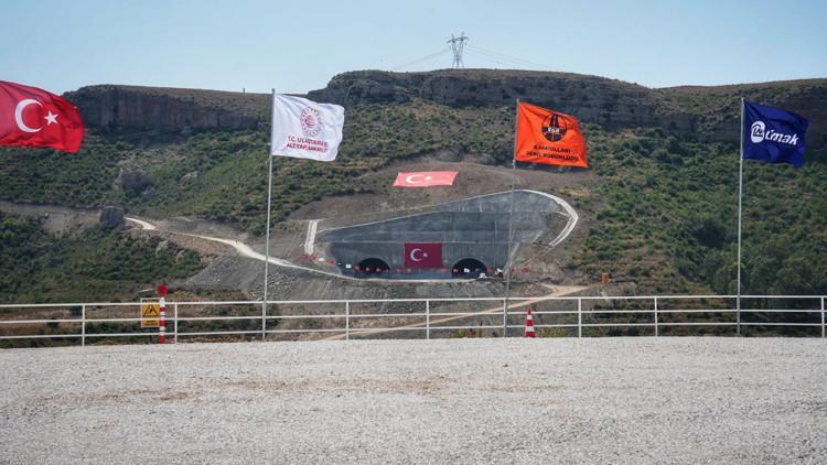 İki buçuk saat süren yol 36 dakikaya inecek!