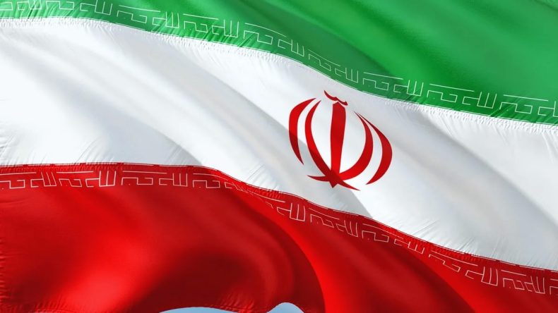 İran'da Mahkeme Binasına Saldırı: Can Kaybı ve Yaralılar!