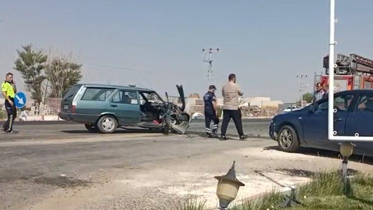 Isparta'da İki Araç Çarpıştı: 8 Yaralıdan Biri Ağır