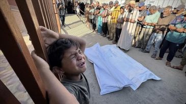 İsrail'in Saldırıları S&uuml;r&uuml;yor: Ateşkes G&ouml;r&uuml;şmeleri G&ouml;lgede Kaldı, 26 Filistinli Hayatını Kaybetti