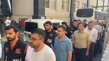 İstanbul Merkezli FET&Ouml; Operasyonunda 51 Zanlı Adliyeye Sevk Edildi