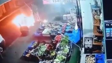 İstanbul'da Market &Uuml;zerine Molotoflu Saldırı Ger&ccedil;ekleşti