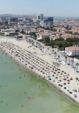 İstanbul'da Sıcaklık 42 Dereceye Ulaştı: Halk Sahillere Y&ouml;neldi!