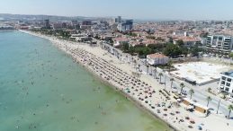 İstanbul'da Sıcaklık 42 Dereceye Ulaştı: Halk Sahillere Yöneldi!