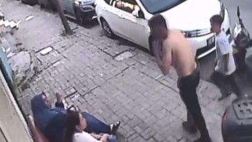 İstanbul'da Şok Olunacak Olay: İşitme Engelli Gen&ccedil; Alevler İ&ccedil;inde Kaldı