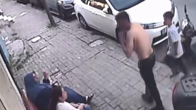 İstanbul'da Şok Olunacak Olay: İşitme Engelli Genç Alevler İçinde Kaldı