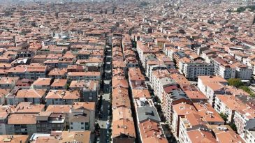 İstanbul'un En Az Yeşil Alana Sahip İlişkisi Ortaya &Ccedil;ıktı: Havadan G&ouml;r&uuml;nt&uuml;ler Şaşırttı