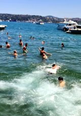 İstanbul&rsquo;da Sıcak ve Nemli Hava Etkili Olmaya Devam Ediyor