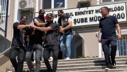 İşyerine Haraç Kurşunu Atan Tetikçiler Yakalandı