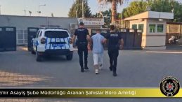 İzmir'de 95 Adrese Eş Zamanlı Operasyon! 133 Şüpheli Gözaltına Alındı
