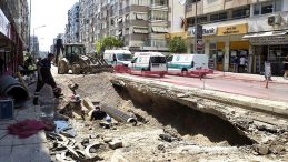 İzmir'de Doğal Gaz Borusunda Patlama