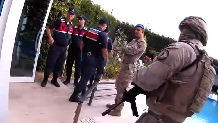 Jandarma, 'filmin sonu' notuyla paylaştı… 115 kişinin canını yaktılar, baskınlarla yakalandılar