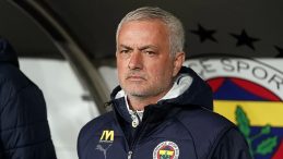 Jose Mourinho İlk Görüşmeyi Gerçekleştirdi! Jhon Duran'ın Ardından Yeni Yıldız