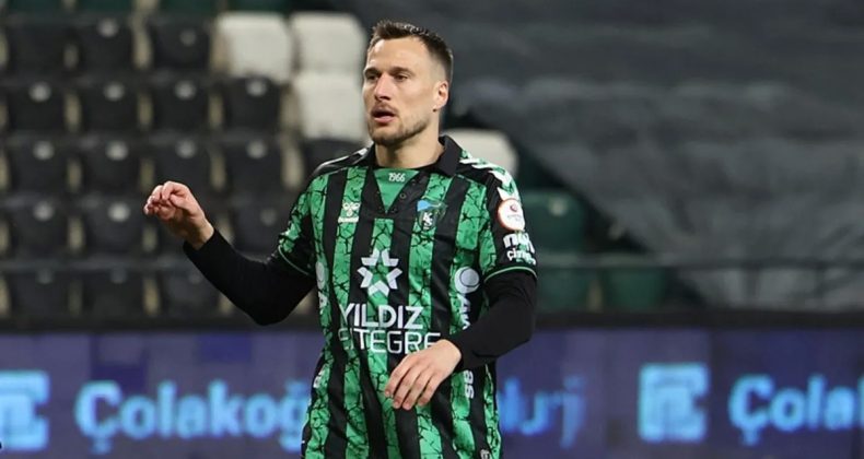 Josip Vukovic'ten Kocaelispor camiasına duygusal veda!
