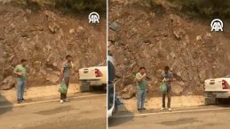 Kahreden Kazadan Hemen Önce! Yangına Su Taşırken Hayatını Kaybedenlerin Görüntüleri Ortaya Çıktı