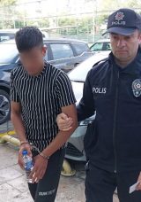 Kahvehanedeki Adamı Dışarı &Ccedil;ağırıp Darp Eden 3 Kişi Yakalandı!
