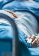 Karın Ağrısıyla Hastaneye Koştu, Midesinden &Ccedil;ıkanı G&ouml;renler Şaşırdı!