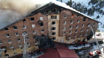 Kartalkaya'da Yakınlarını Kaybeden Ailelerden Tepki: "Bilerek &Ccedil;ocuklarımızı Yaktılar, Haber Vermediler"