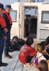 Kaş'ta 21 Afgan G&ouml;&ccedil;men Yakalandı