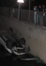 Kayseri'de otomobil su kanalına d&uuml;şt&uuml;: 1 yaralı