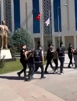 Kazaya Karışan Araçlar 'Change' Yöntemiyle Satışa Sunuldu: 15 Milyon TL Değerinde 23 Araç Ele Geçirildi
