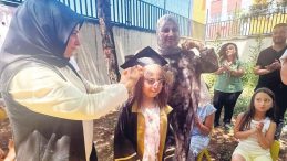 Kelebek çocuk Beray’a mezuniyet töreni