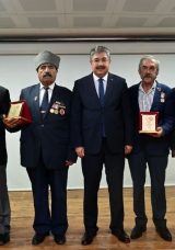 Kıbrıs Gazilerine Ş&uuml;kran Plaketi