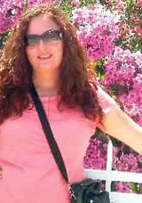 Kimya &Ouml;ğretmeni Reyhan Erdoğmuş'un Mysterious &Ouml;l&uuml;m&uuml;