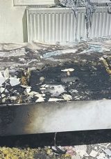 Kızına Sinirlendi, Ailesini Yaktı
