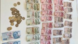 Kızlarım kanser dedi, yol ortasında para topladı! Zabıta gelince gerçek ortaya çıktı
