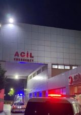 Kocaeli'de Dehşet Anları! &Ccedil;ocuk G&uuml;r&uuml;lt&uuml;s&uuml; &Uuml;zerine Bir Kişi Bı&ccedil;akla Yaralandı